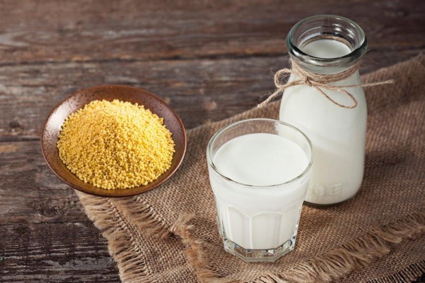 Cách làm sữa hạt kê với đậu xanh tại nhà