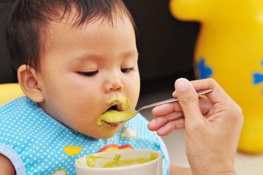 Cách nấu bột ăn dặm cho bé đúng cách