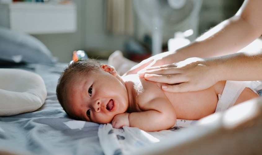 Phòng của trẻ nên có đủ ánh sáng cách phòng tránh vàng da sinh lý và vàng da bệnh lý