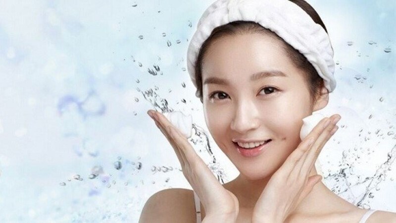 Vitamin C cung cấp độ ẩm cho da, tránh tình trạng khô da