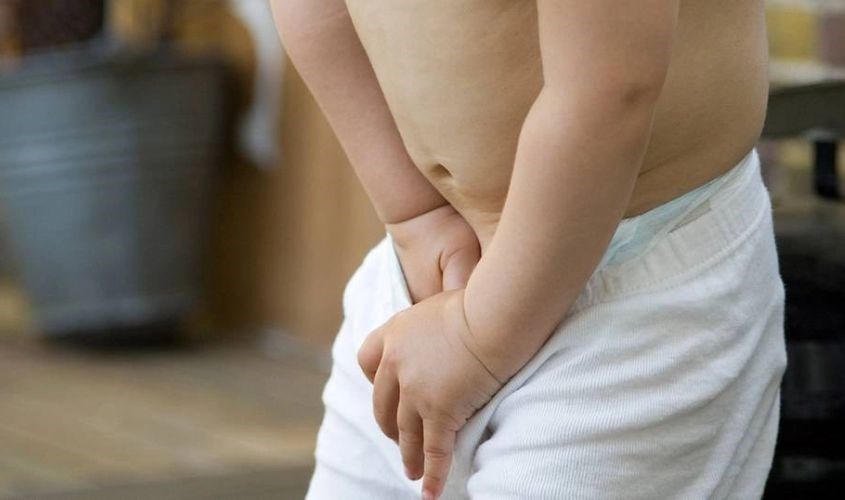 Vệ sinh vùng kín sạch sẽ là việc làm cần thiết để tránh các bệnh về sức khỏe sinh sản khi trẻ lớn