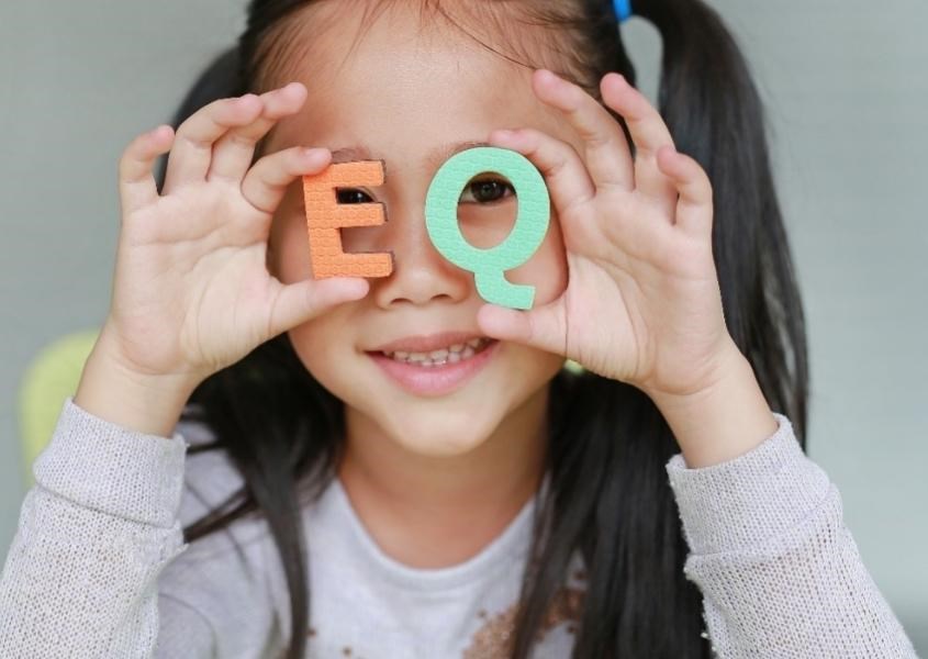 Dạy trẻ kiểm soát cảm xúc
