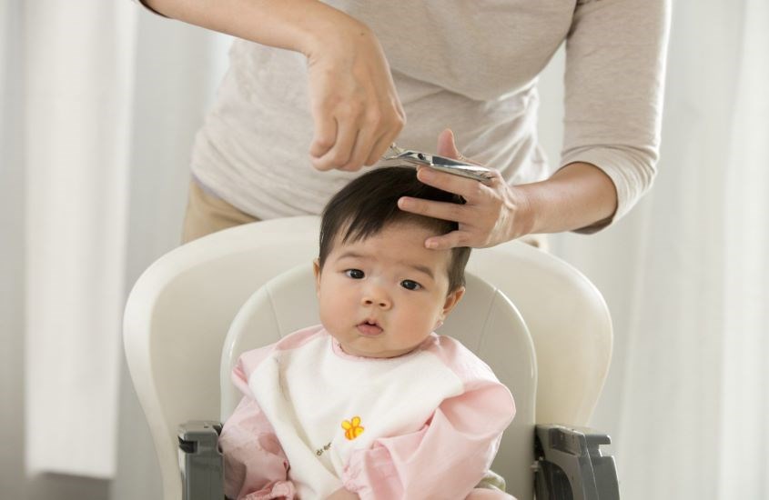 8 kiểu tóc cho bé gái sơ sinh các mẹ không nên bỏ qua
