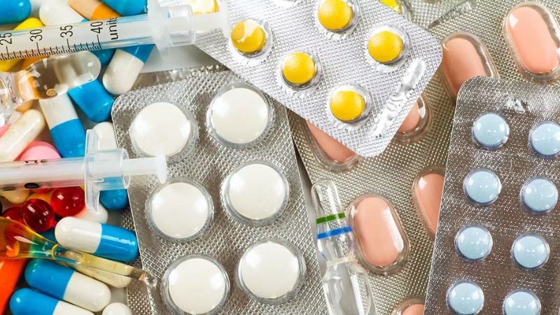 Hương nhu tương tác với thuốc suy giáp, thuốc chống đông máu làm giảm tác dụng của cả hai 