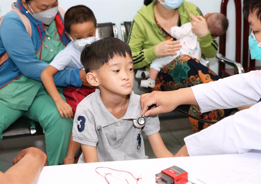 Nhiều em nhỏ bị dị tật bẩm sinh