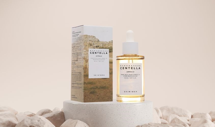 Tinh chất dưỡng ẩm và phục hồi da chiết xuất Rau Má Skin1004 Madagascar Centella Ampoule 55 ml