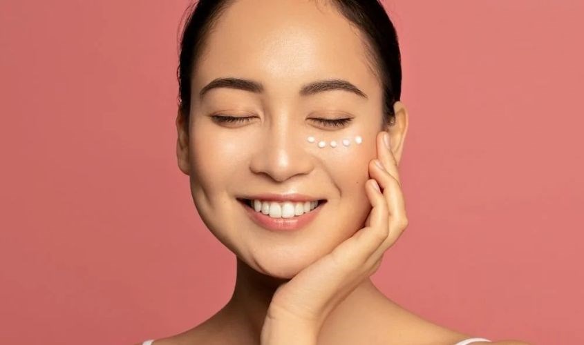 Tùy vào nhu cầu làm đẹp mà quyết định nên đổi kem dưỡng da hay không