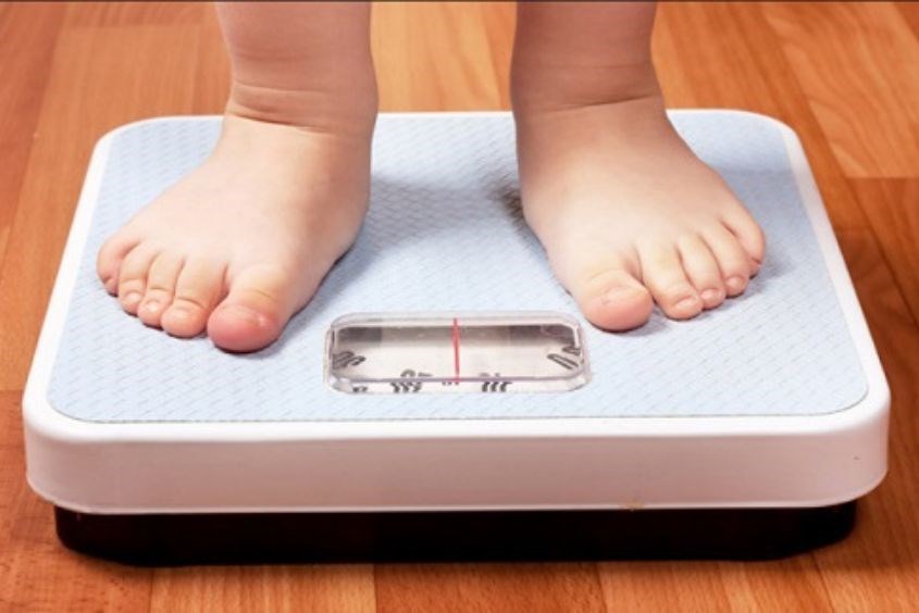 Dấu hiệu mẹ ít sữa