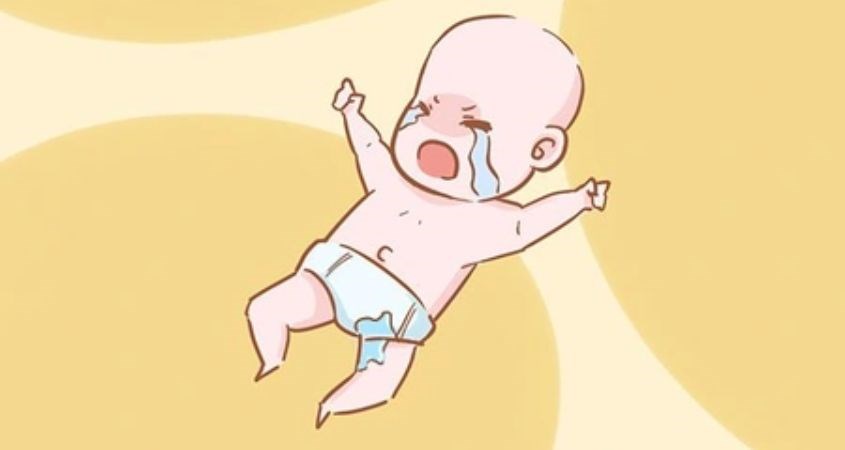 Bỉm bị tràn khi bé tiểu tiện nhiều