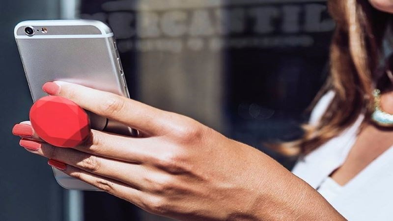 Là chiếc giá đỡ nhỏ gọn cho điện thoại