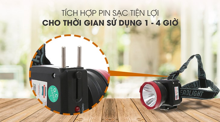 Đèn pin đội đầu được trang bị jack cắm sạc tiện lợi, có thể sạc điện ở bất cứ nơi nào