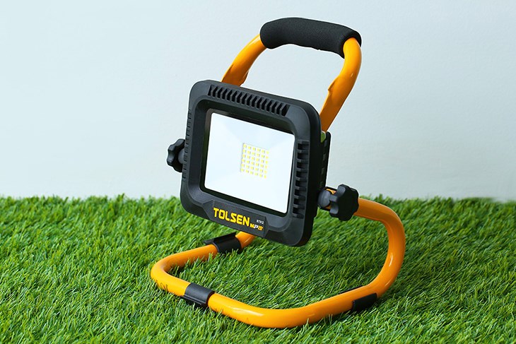 Đèn pin LED Tolsen sở hữu nhiều ưu điểm vượt trội