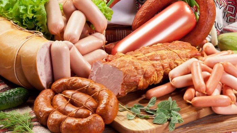 Thực phẩm chế biến có thể gây viêm, xuất huyết tiêu hóa và đi ngoài ra máu