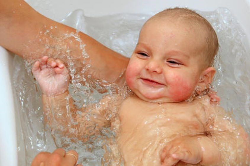 Điều trị rôm sảy ở trẻ sơ sinh