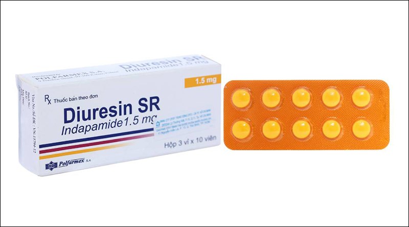 <div class='captionnews'>Diuresin SR 1.5mg trị tăng huyết áp, suy tim (3 vỉ x 10 viên)</div> <div class='captionnews'>Diuresin SR 1.5mg trị tăng huyết áp, suy tim (3 vỉ x 10 viên)</div>
