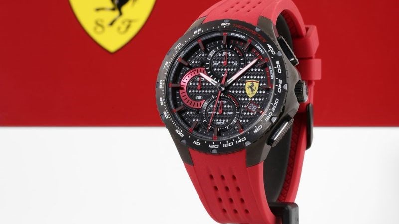 Dây cao su khi đeo tạo cảm giác thoải mái và êm tay