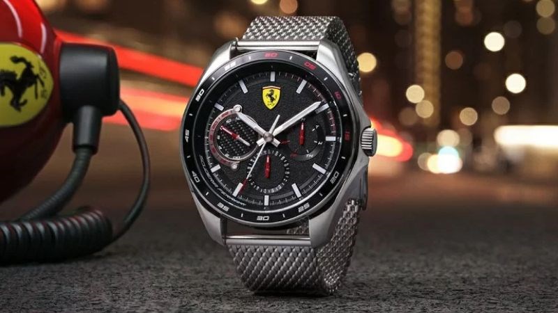 Bộ máy Quartz giúp đồng hồ có tuổi thọ và độ bền cao 