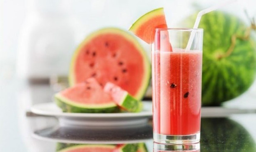 Nước ép dưa hấu giải nhiệt cho trẻ Nước ép dưa hấu giải nhiệt cho trẻ