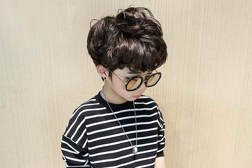 Gợi ý 12+ mẫu tóc xoăn cho bé trai khiến nhiều người thích mê