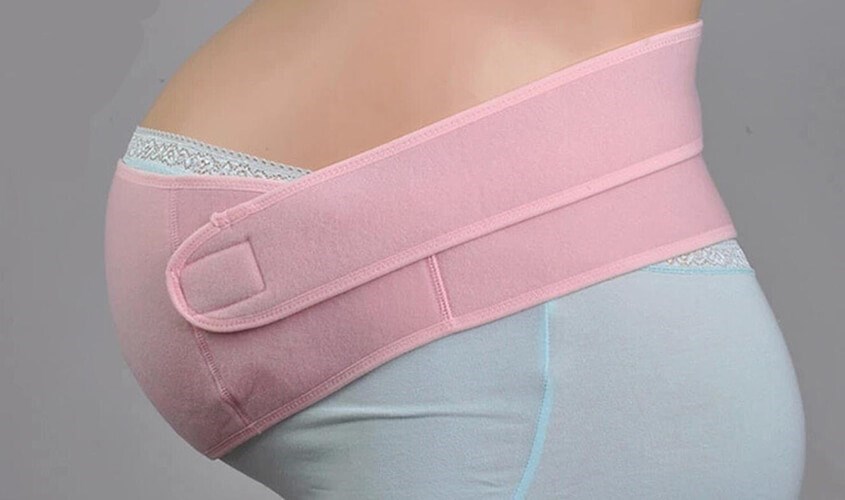 Tặng đai đỡ bụng làm quà 8/3 cho vợ bầu