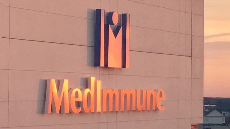 Mua lại công ty MedImmune của Mỹ vào năm 2007