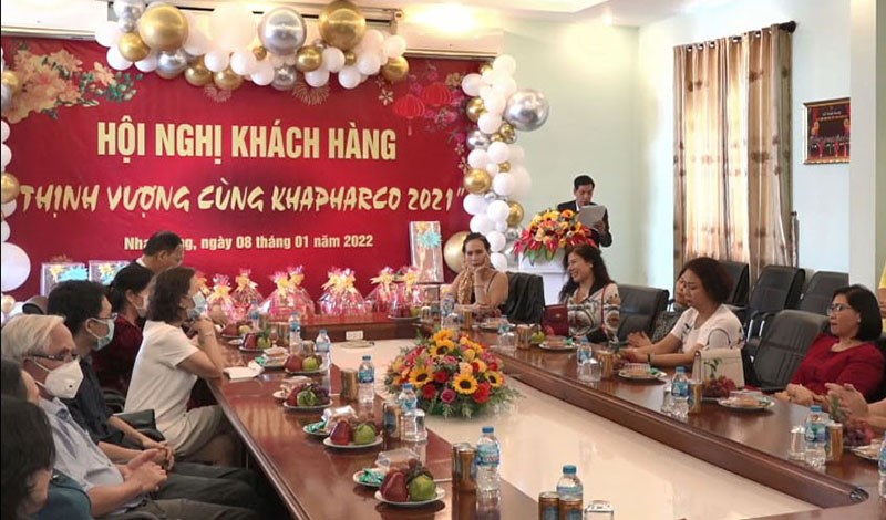 Lịch sử h&igrave;nh th&agrave;nh v&agrave; ph&aacute;t triển của h&atilde;ng 