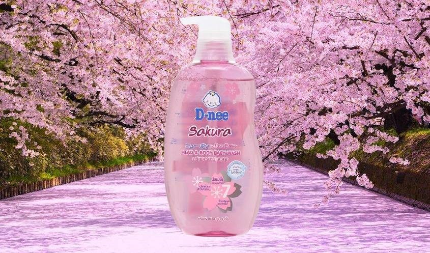 Tắm gội cho bé D-nee Sakura chiết xuất hoa anh đào 380 ml