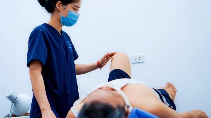 Tập vật lý trị liệu có thể cải thiện sức khỏe cho bệnh nhân sau hôn mê