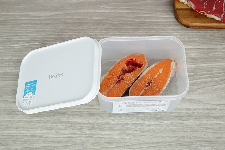 Hộp đựng thực phẩm nhựa 1300 ml Delites 000015 phù hợp lưu trữ thực phẩm cho gia đình có từ 2 - 4 thành viên