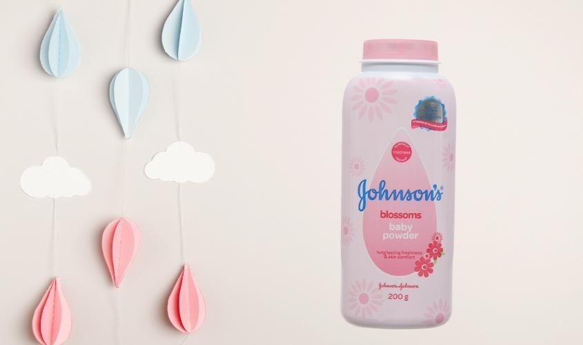 Phấn rôm cho bé Johnson