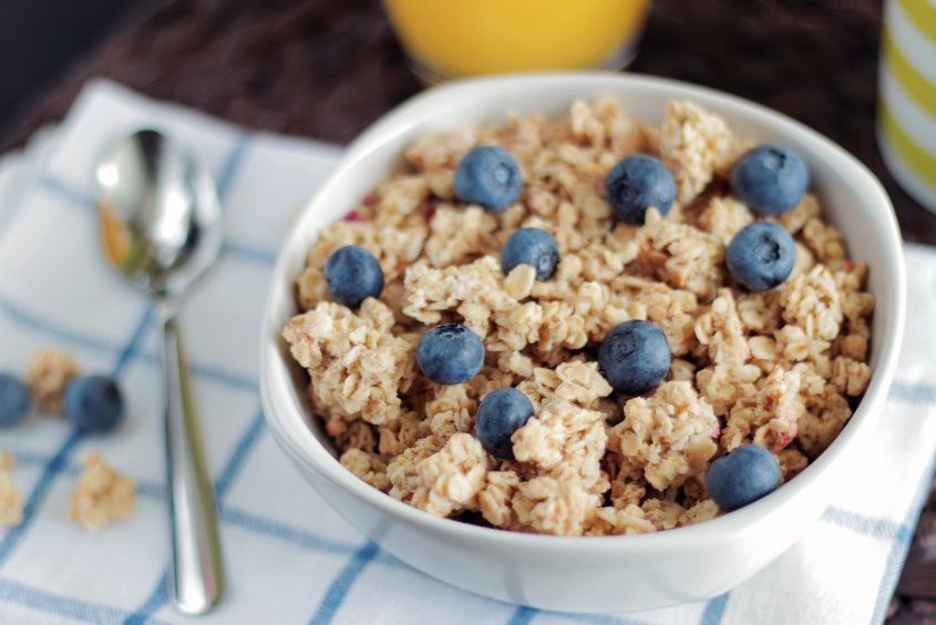 Lợi ích của yến mạch đối với sức khỏe (Ảnh: Canva)