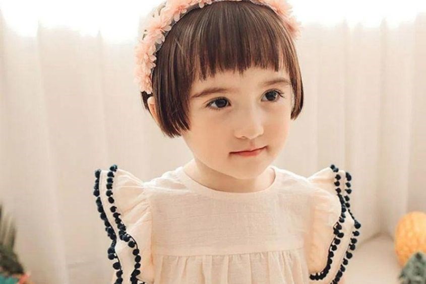 Kiểu tóc cho bé gái 8 tuổi cá tính