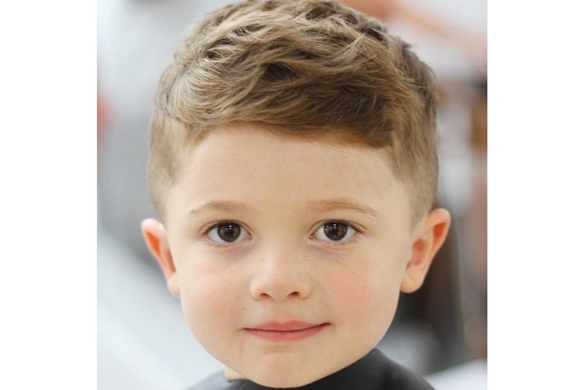 15 kiểu tóc cho bé trai mặt tròn phù hợp nhất cho năm 2023