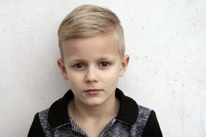 Gợi ý mẫu tóc cho bé trai mặt vuông siêu dễ thương Gợi ý mẫu tóc cho bé trai mặt vuông siêu dễ thương