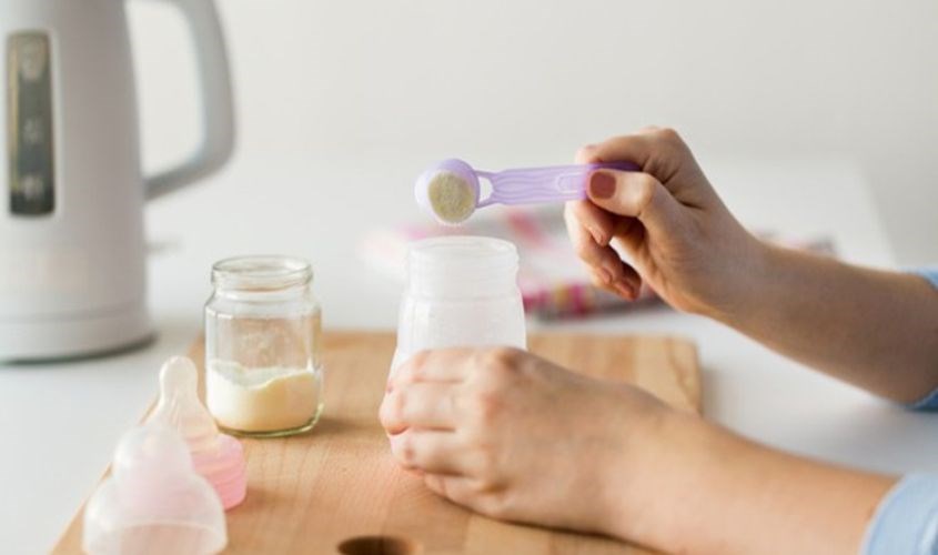 Hướng dẫn pha sữa bột Pedisure đúng cách để hỗ trợ bé tăng cân khỏe mạnh Hướng dẫn pha sữa bột Pedisure đúng cách để hỗ trợ bé tăng cân khỏe mạnh