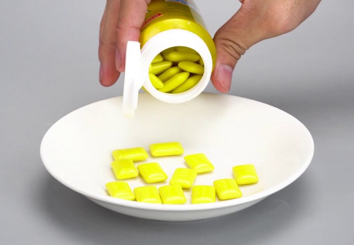 Kiểm tra chất lượng kẹo Lotte bằng cách quan sát hình dạng