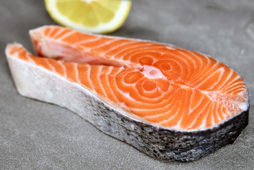 Lợi ích tuyệt vời của cá hồi cho bé Lợi ích khi nấu canh cá hồi cho bé