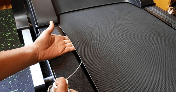 Cần làm sạch và bảo quản máy chạy bộ đúng cách để tăng tuổi thọ cho máy 