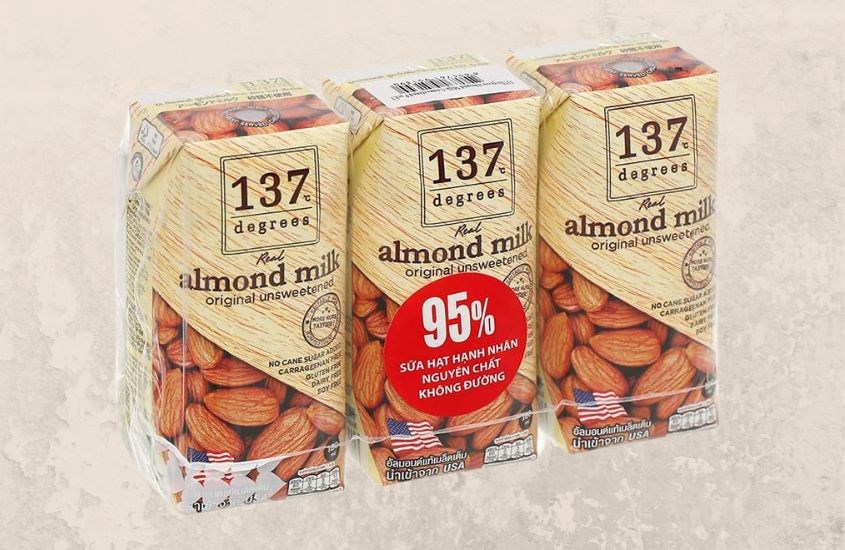 Lốc 3 hộp sữa đậu nành hạnh nhân không đường 137 Degrees 180 ml