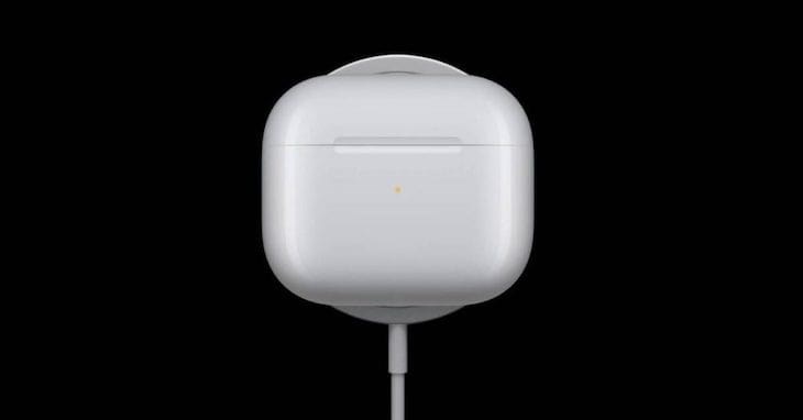 AirPods 3 sẽ có tính năng sạc không dây và hỗ trợ sạc Magsafe mang lại sự tiện lợi cho bạn