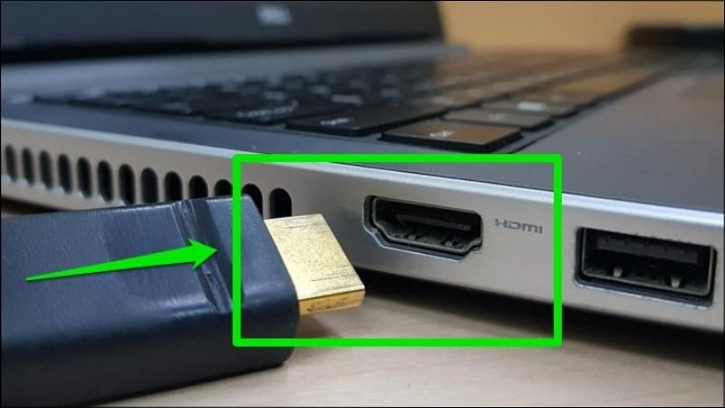 Đảo đầu 2 đầu dây cáp, hoặc sử dụng một dây HDMI khác để kết nối