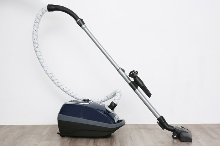 Máy hút bụi dạng hộp Bosch HMH.BGL72294 thiết kế gọn gàng, sang trọng, đẹp mắt
