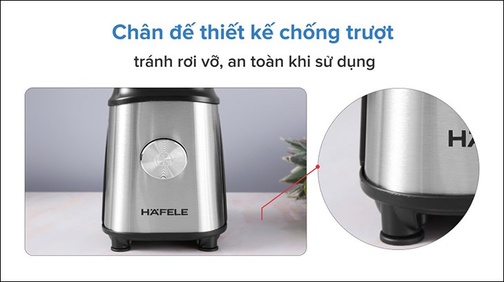 Máy xay được trang bị chân đế chống trượt, đảm bảo an toàn cho người dùng