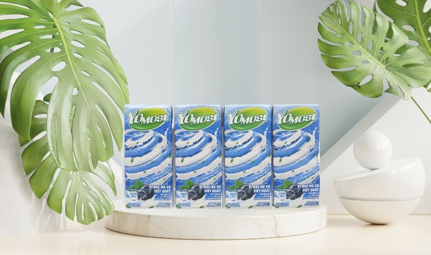 Một lốc sữa Yomost hiện đang được bán với giá khoảng 30.000 VNĐ/lốc 4 hộp