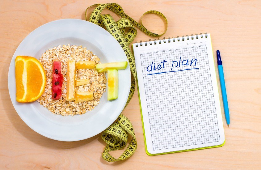 Ăn yến mạch giảm cân 15 ngày đầu cần ăn 3 bữa/ngày