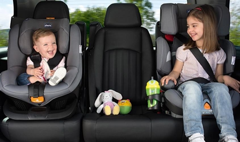 Chọn ghế ngồi ô tô phù hợp với độ tuổi, cân nặng và kích thước cơ thể của bé
