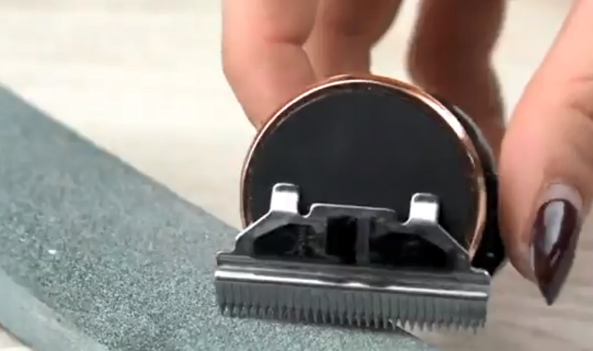 Nghiêng lưỡi dao một góc 30 độ