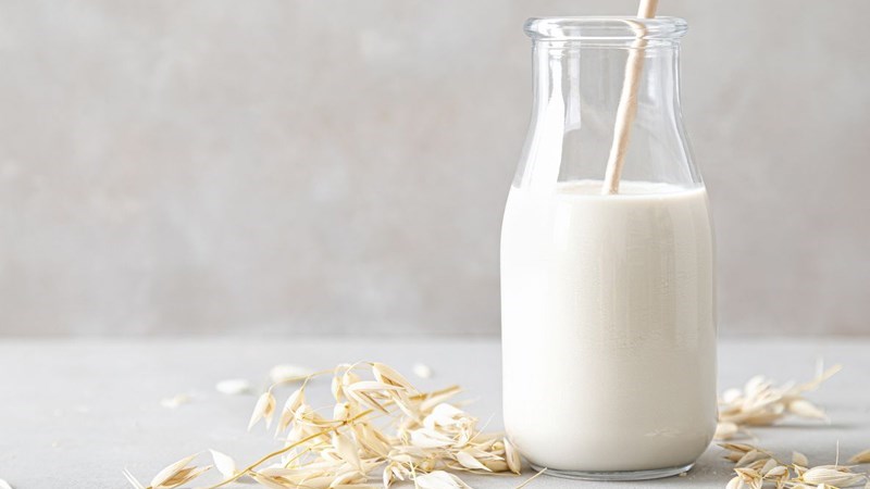 Sữa tươi giúp kích thích hệ thần kinh thư giãn, ngủ sâu và ngon hơn
