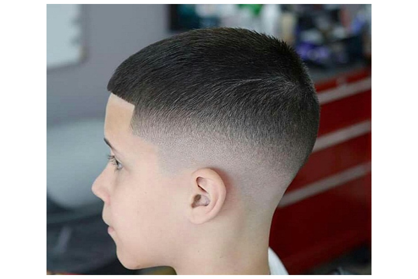 Mách mẹ mẫu tóc cho bé trai mặt tròn ngầu nhất Mách mẹ mẫu tóc cho bé trai mặt tròn ngầu nhất
