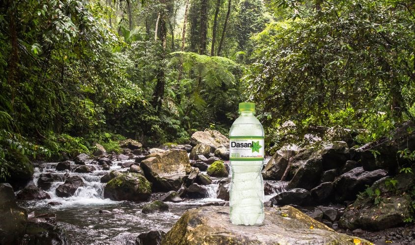 Dasani là nước tinh khiết được lấy từ nguồn tự nhiên và trải qua quá trình lọc chuyên sâu